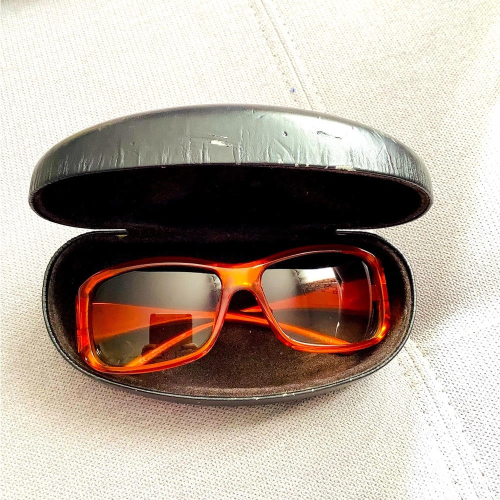 NICE GUCCI ladies sunglasses ☀️☀️